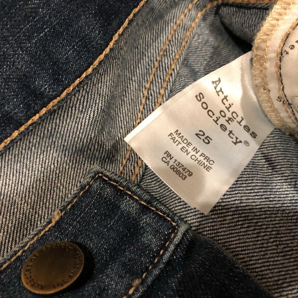 Articles of Society Janis Boyfriend Distress Jean - Picture 4 of 12